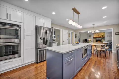 Kitchen - 561 Willard Rd, Aurora, OH 44202 photo 2 of 3