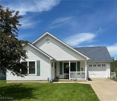 3758 Choice Ct, Youngstown, OH 44505