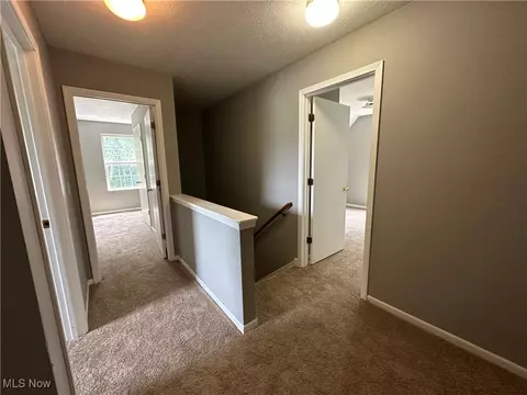 Entry Way - 1001 Scott Ave, Ashtabula, OH 44004 photo 1 of 2