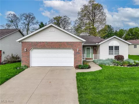 3690 Dornoch Dr, Wooster, OH 44691