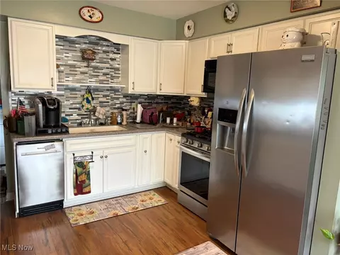 Kitchen - 596 Tioga Trl, Willoughby, OH 44094 photo 1 of 1