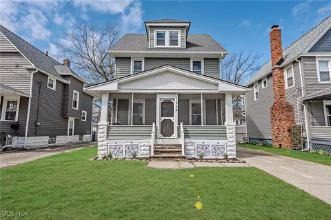 1524 Spring Garden Ave, Lakewood, OH 44107