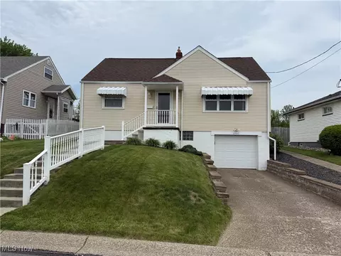 2537 Alvarado Blvd, Steubenville, OH 43952