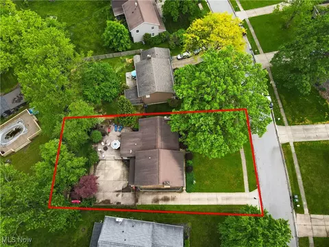 View/Area - 4579 Commodore Dr, Stow, OH 44224 photo 2 of 4