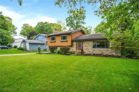 Exterior - 4579 Commodore Dr, Stow, OH 44224 photo 6 of 10