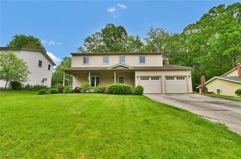 1923 Thorpe Cir, Brunswick, OH 44212