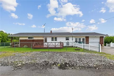68951 Pine Terrace Rd, Bridgeport, OH 43912