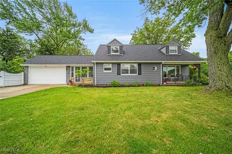 2039 S Green Rd, South Euclid, OH 44121