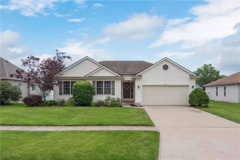 342 Pemberton Dr, Elyria, OH 44035