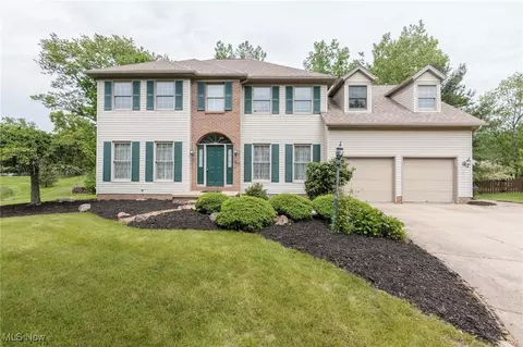 3801 Silvercrest Dr, Stow, OH 44224