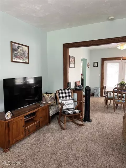 Living - 2024 W 10th St, Ashtabula, OH 44004 photo 1 of 1
