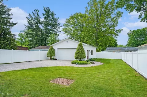 Exterior - 2024 W 10th St, Ashtabula, OH 44004 photo 7 of 7
