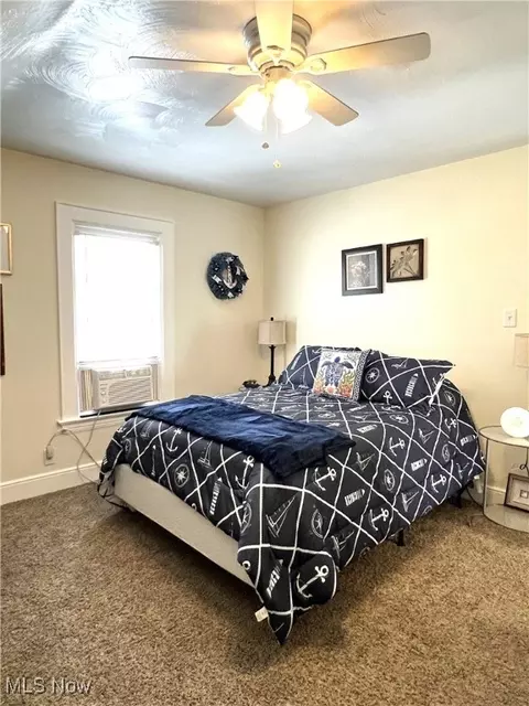 Bedroom - 2024 W 10th St, Ashtabula, OH 44004 photo 2 of 8