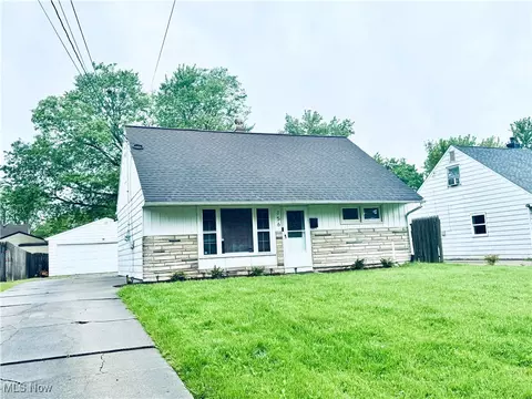 156 N Beverly, Austintown, OH 44515