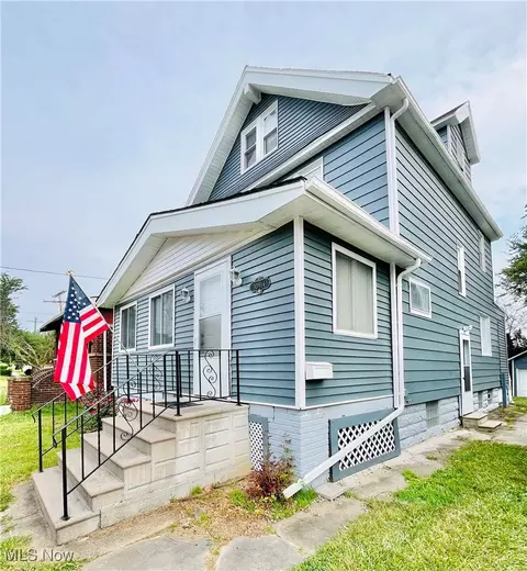 10914 Fidelity Ave, Cleveland, OH 44111