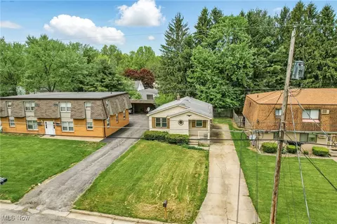 View/Area - 688 Cook Ave, Boardman, OH 44512 photo 2 of 7