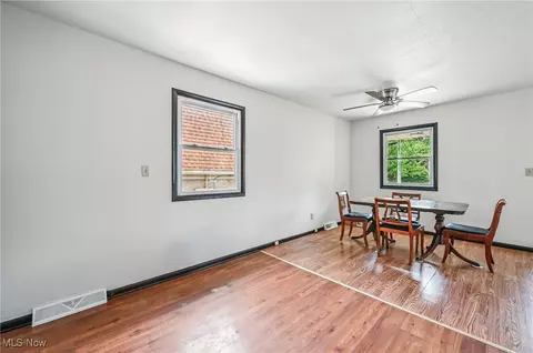 Dining - 688 Cook Ave, Boardman, OH 44512 photo 2 of 2
