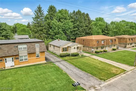 View/Area - 688 Cook Ave, Boardman, OH 44512 photo 1 of 7