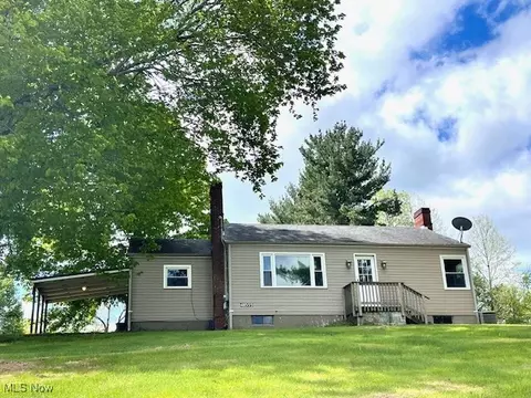 48555 Calcutta Smithferry Rd, East Liverpool, OH 43920