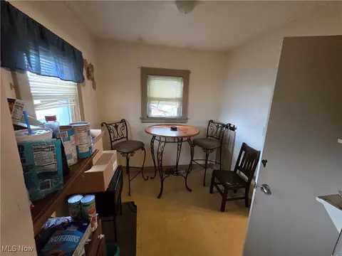 958 E Wilbeth Rd, Akron, OH 44306 photo 15