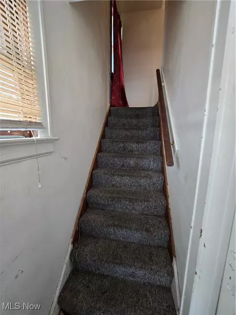 958 E Wilbeth Rd, Akron, OH 44306 photo 7
