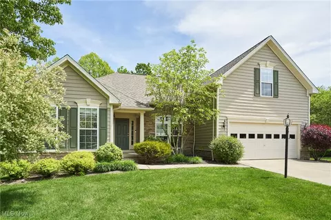 3563 Saint Andrews Ln, Richfield, OH 44286