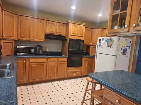 16604 Old State Rd, Middlefield, OH 44062 photo 7