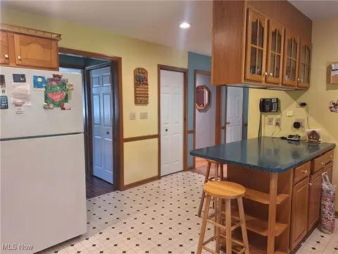 16604 Old State Rd, Middlefield, OH 44062 photo 8