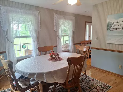 16604 Old State Rd, Middlefield, OH 44062 photo 9