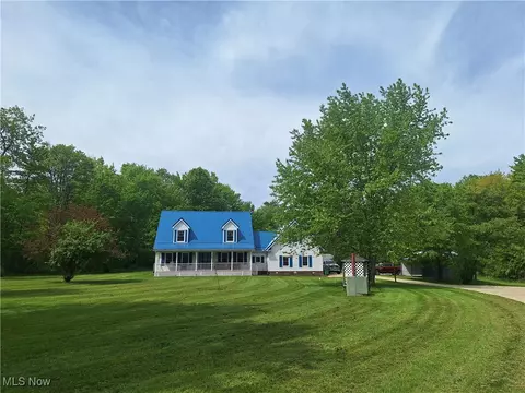 16604 Old State Rd, Middlefield, OH 44062 photo 2