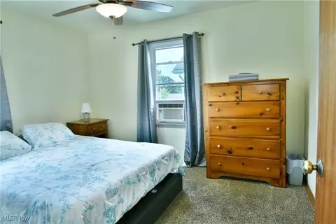 Bedroom - 90 Harvey St, Struthers, OH 44471 photo 10 of 13