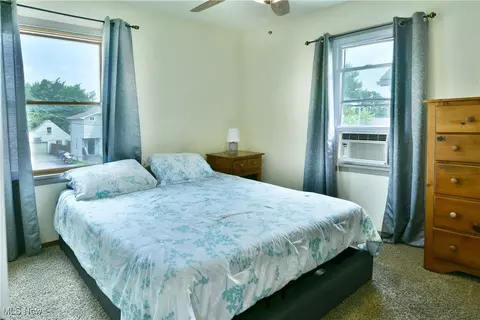 Bedroom - 90 Harvey St, Struthers, OH 44471 photo 11 of 13