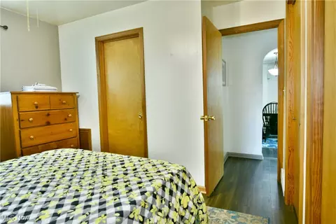 Bedroom - 90 Harvey St, Struthers, OH 44471 photo 3 of 13