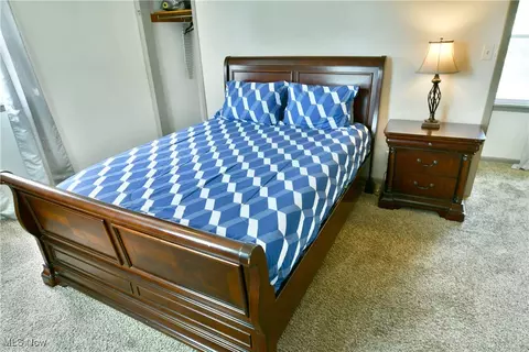 Bedroom - 90 Harvey St, Struthers, OH 44471 photo 7 of 13