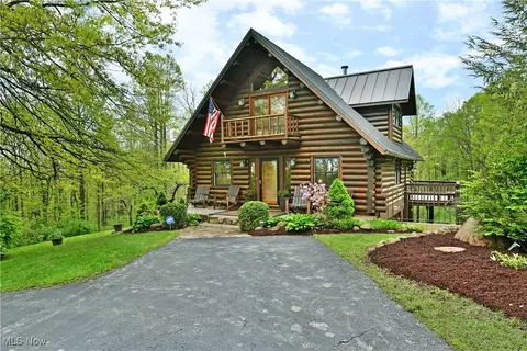 18102 Owen Rd, Middlefield, OH 44062