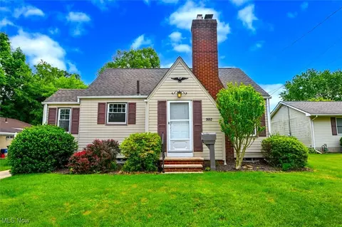 3602 Edgefield Ave NW, Canton, OH 44709
