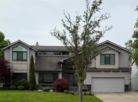 24040 Wendover Dr, Beachwood, OH 44122