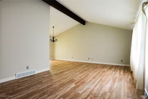 Living - 8266 Steeplechase Dr, Mentor, OH 44060 photo 2 of 8