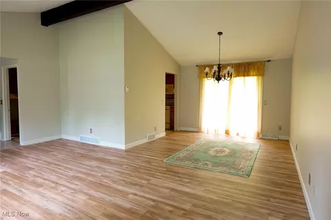 Living - 8266 Steeplechase Dr, Mentor, OH 44060 photo 3 of 8