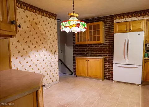Kitchen - 8266 Steeplechase Dr, Mentor, OH 44060 photo 1 of 3