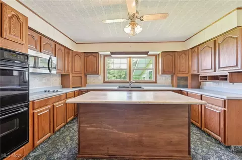 3910 Dayton Springfield Rd, Springfield, OH 45502 photo 13