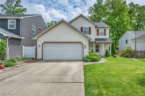 5921 Eastview Ave, North Ridgeville, OH 44039