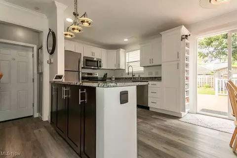 Kitchen - 320 E 210th St, Euclid, OH 44123 photo 1 of 5