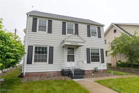 1439 12th St NW, Canton, OH 44703