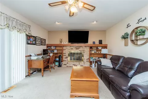 239 Hemlock Dr, Elyria, OH 44035 photo 23