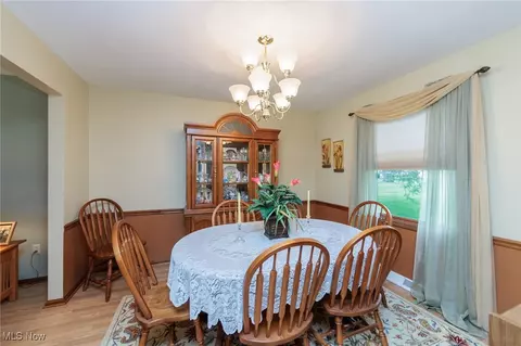 239 Hemlock Dr, Elyria, OH 44035 photo 10