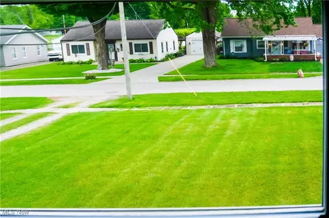 2007 W 59th St, Ashtabula, OH 44004 photo 15