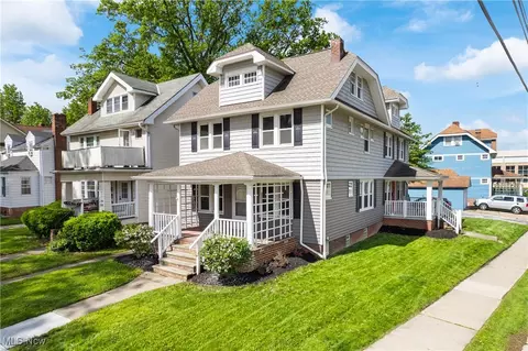 1552 Parkwood Rd, Lakewood, OH 44107