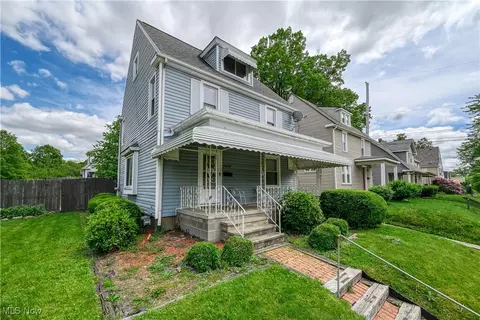 1491 Beardsley St, Akron, OH 44301