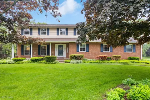 8434 Milmont St NW, Massillon, OH 44646